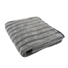 Load image into Gallery viewer, Microfiber Madness Chipmunk XL 31'' x 24'' - Auto Obsessed