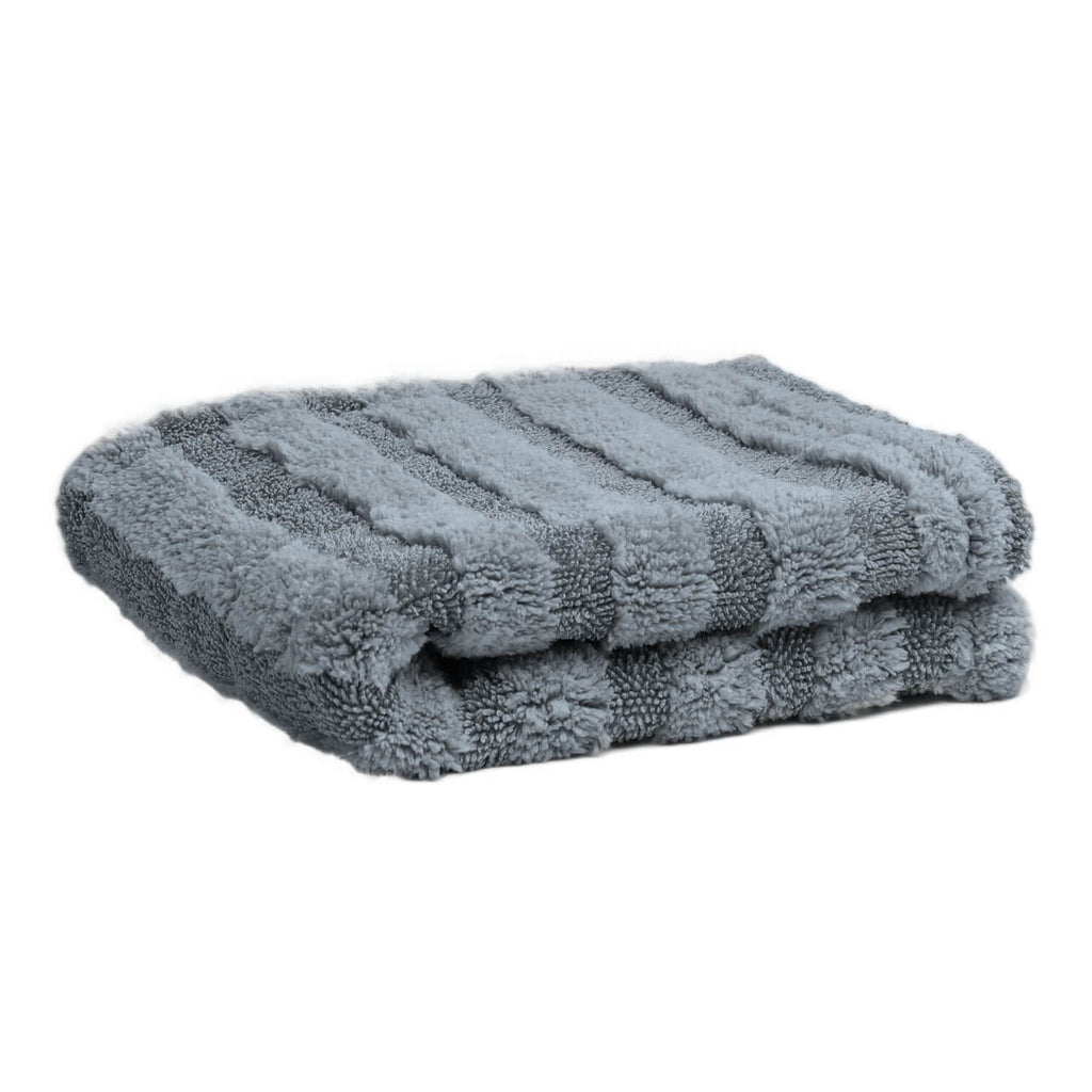 Microfiber Madness Chipmunk Edgeless Jr. 16'' x 16'' - Auto Obsessed