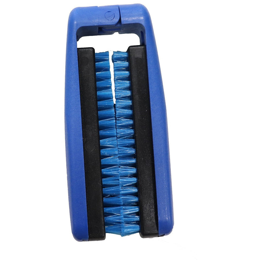 BluGator Seatbelt Brush - Auto Obsessed